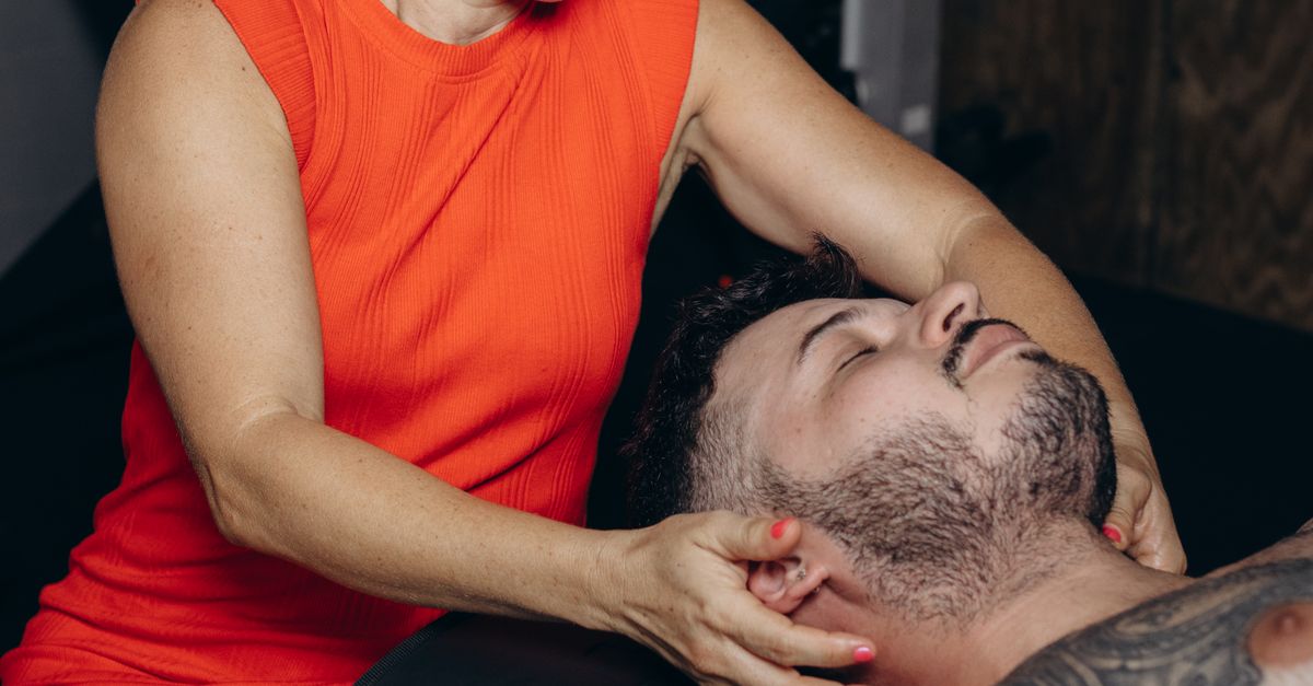 Commonly Mentioned Attributes of Effective Osteopaths in Patient Reviews